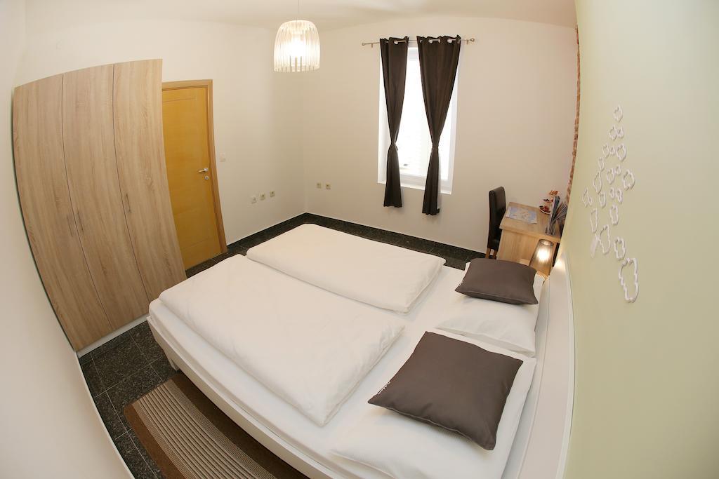 Zadar Street Apartments And Room Oda fotoğraf